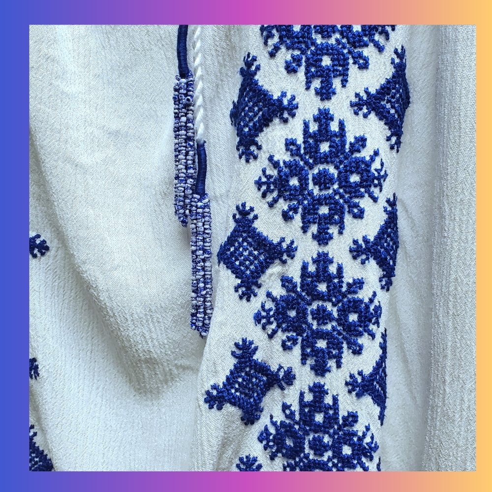 Beach Cover-up Embroidered - Picture 3 of 10